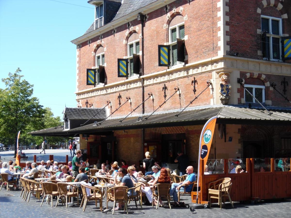 Hus Bed and Breakfast Leeuwarden Exteriör bild